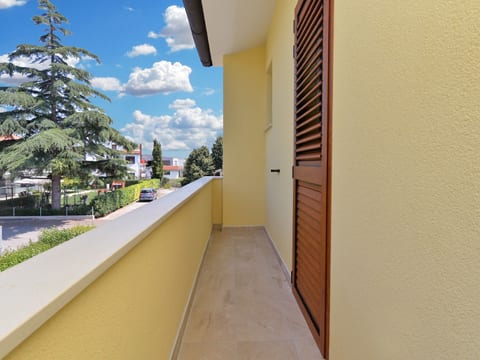 Apartment 1726