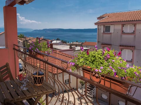 ADRIATIC 2.kat / HR-05738-03