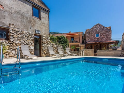 Casa Royal / HR-09832-01