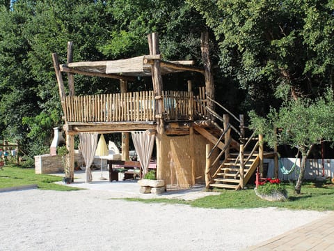 Apartment 1561