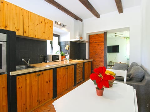 Apartment 2325