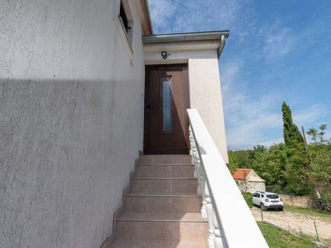 House Ribnica