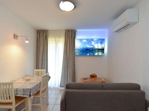 Apartment 1299