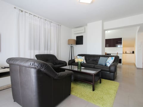 Apartment 2211