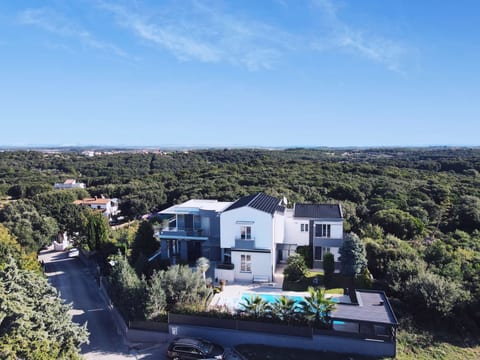 Villa Nicol