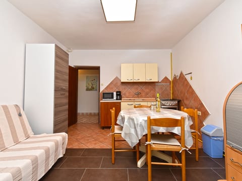 Apartment 929
