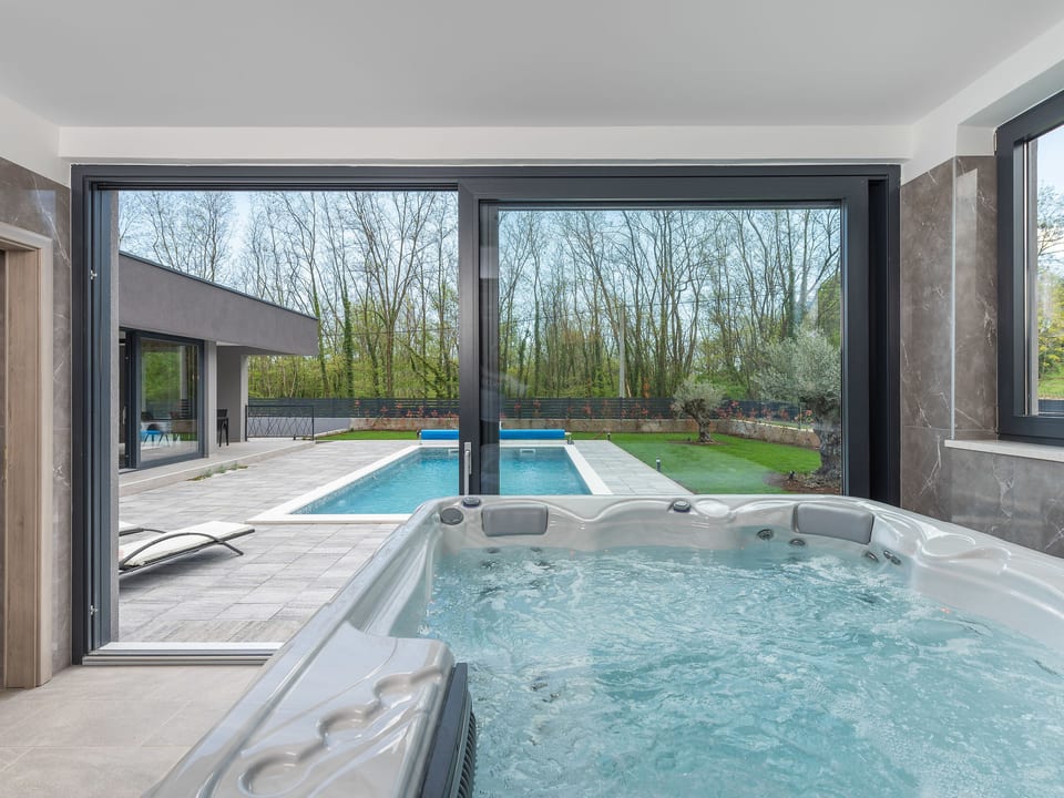 Villa Green Luxury & SPA II - Nedešćina