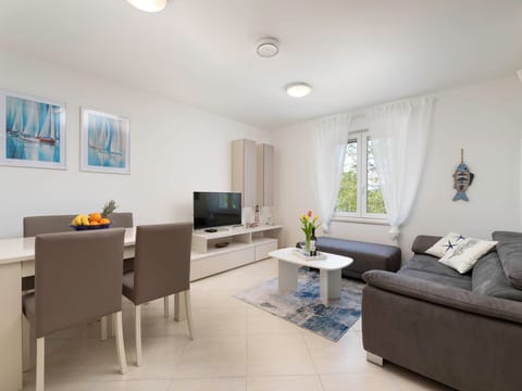 Apartment Seafront Maris - 3