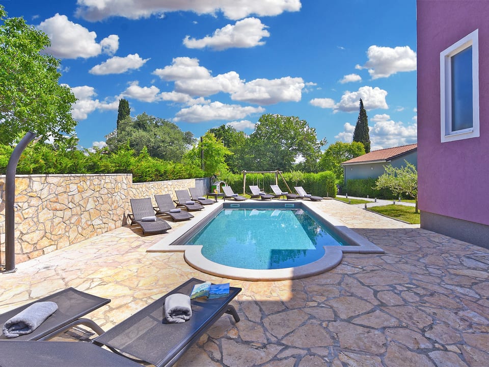Villa 2019 - Dračevac