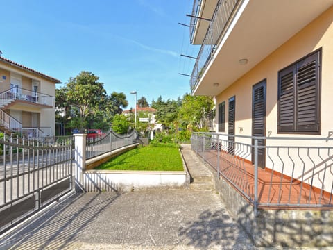 Apartment 1553
