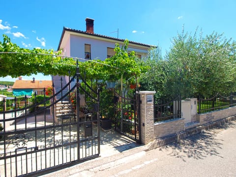 Apartment 1540