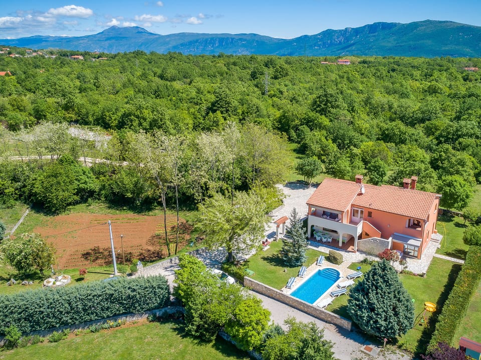 Villa 1574 - Nedešćina