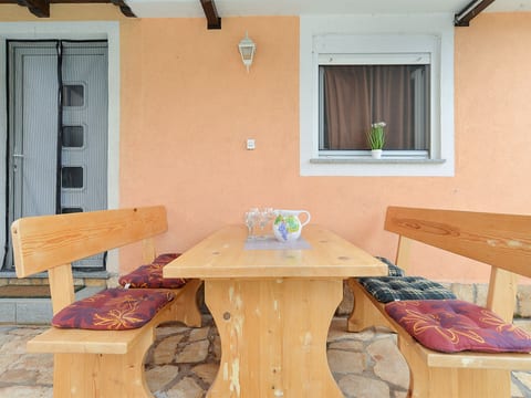 Apartment 2210