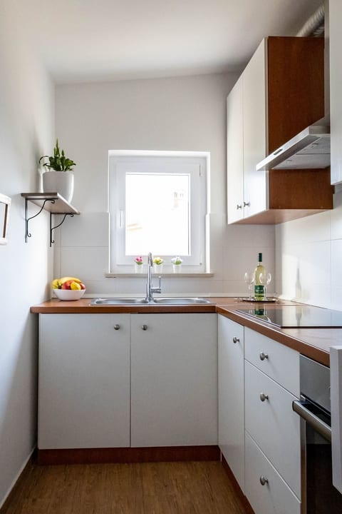 Apartment 2142