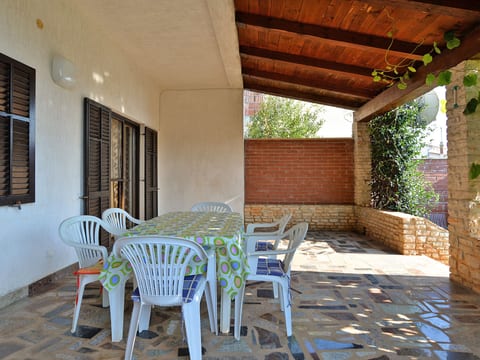 Apartment 1560