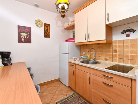 Apartment 2381
