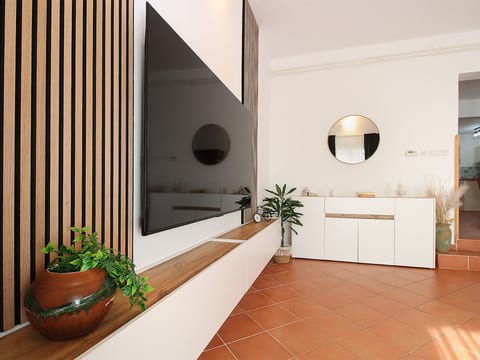 Apartment 1168