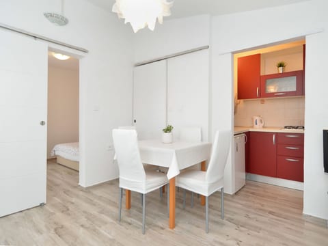 Apartment 1363