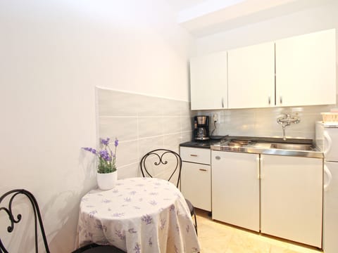 Apartment 1387