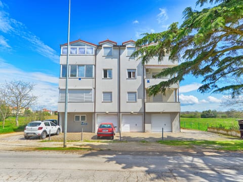 Apartment 1041