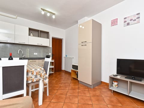 Apartment 929