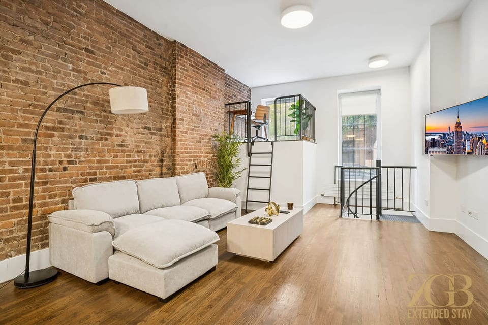 Luxury Prime UES 1BR Duplex Near Central Park - New York