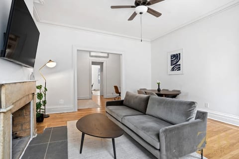 Newly Renovated Stunning Large 2BR in Chelsea!
