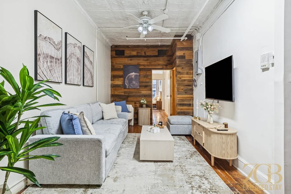 Loft-Style, Full Floor 3BR Flex4 with W/D, Chelsea - New York