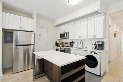West Village, Renovated! 3BR/2BA Private Terrace