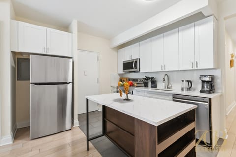 West Village, Renovated! 3BR/2BA Private Terrace