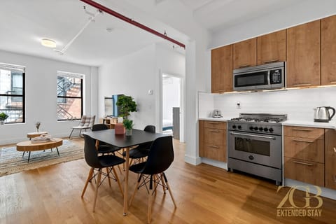 1BR in the Heart of Manhattan w/Laundry & Elevator