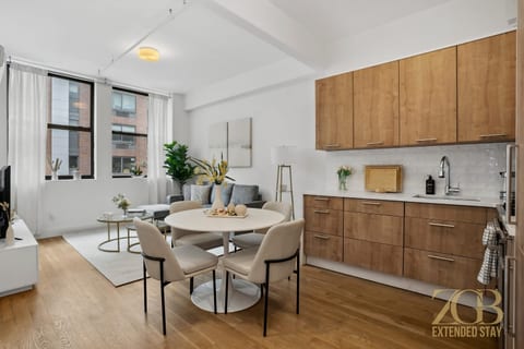 Renovated, Mint Condition 1BR - Elevator & Laundry