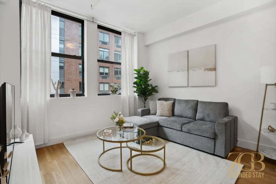 Renovated, Mint Condition 1BR - Elevator & Laundry - New York