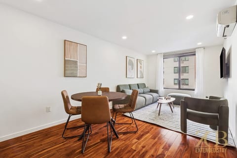 Modern & Mint 2BR Central Park, Laundry, Elevator