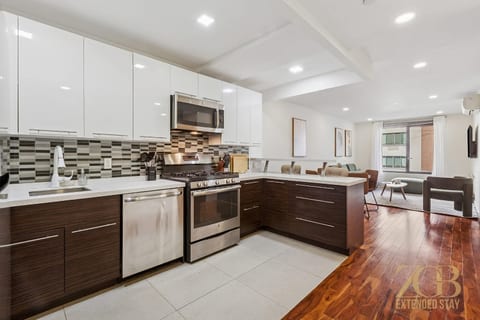 Modern & Mint 2BR Central Park, Laundry, Elevator