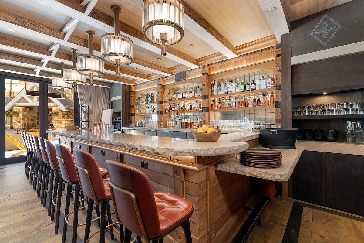 Timber Room bar and lounge located just downstairs in the hotel 5 Star Hotel - Exclusive Private Residence