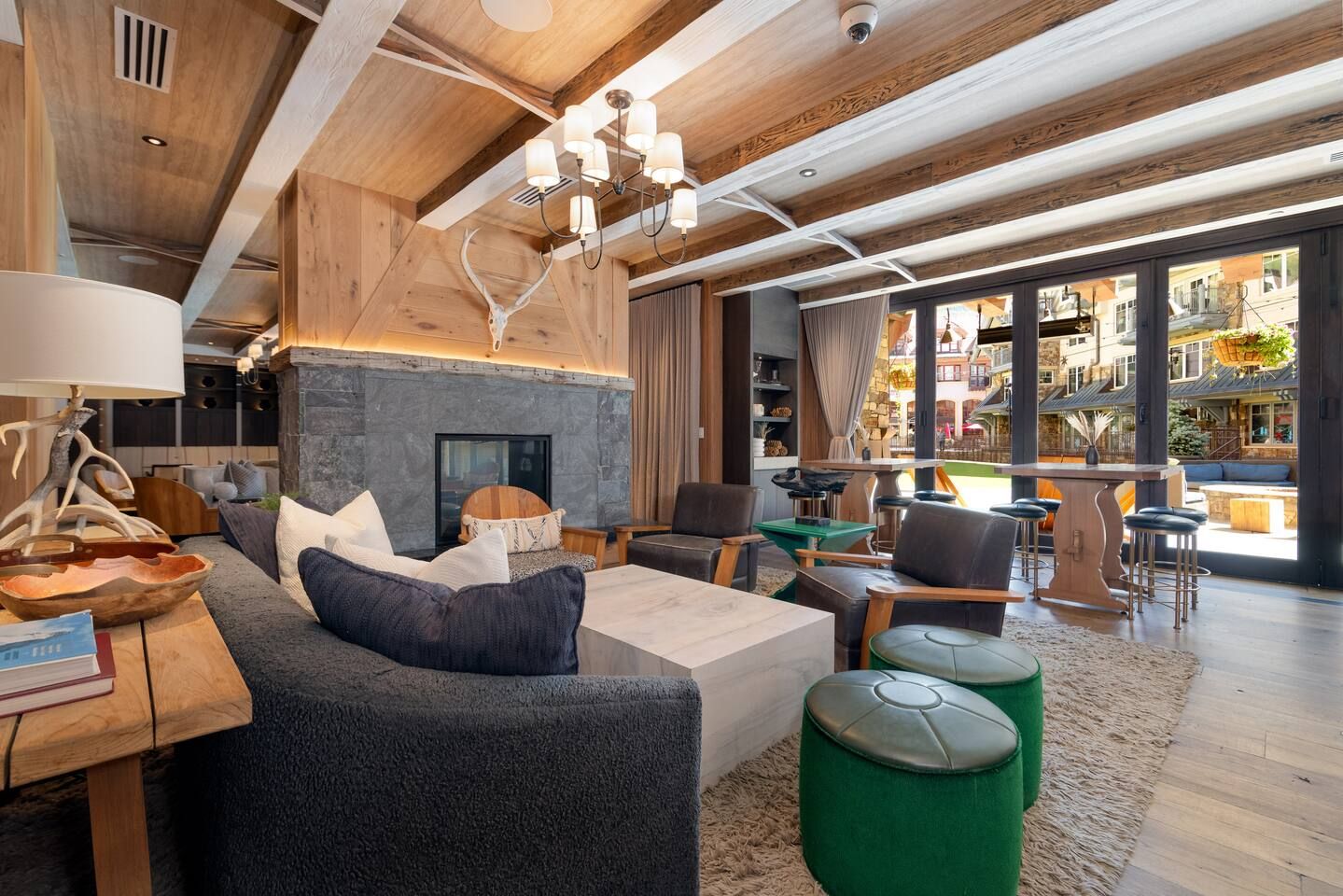 Cozy dining room/bar area downstairs