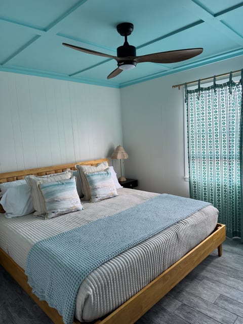Beachside Bliss - Private Entrance Lux Condo