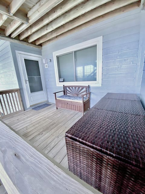 front deck