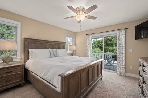 Primary/Master Bedroom ensuite