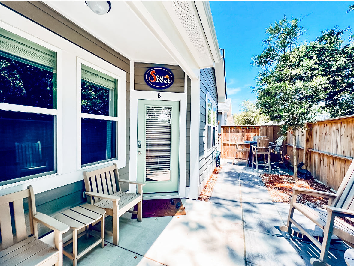 Entrance to Condo Sea Sweet