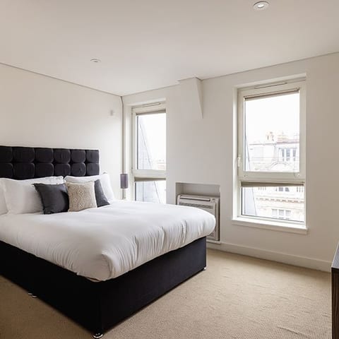 Two-Bedroom Serviced Apartment in Prime Marylebone