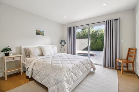 Modern & Comfortable Home in the Heart of Silicon
