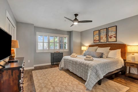 Spring Lake Escape-dog friendly, monthly available image 2