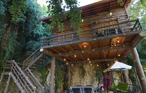3erzel - Romantic Treehouse with hot tub