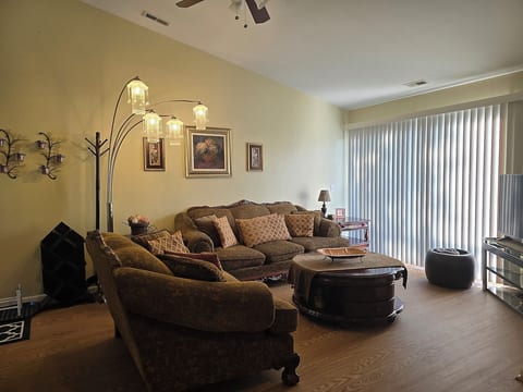 Living room. Tv lounge