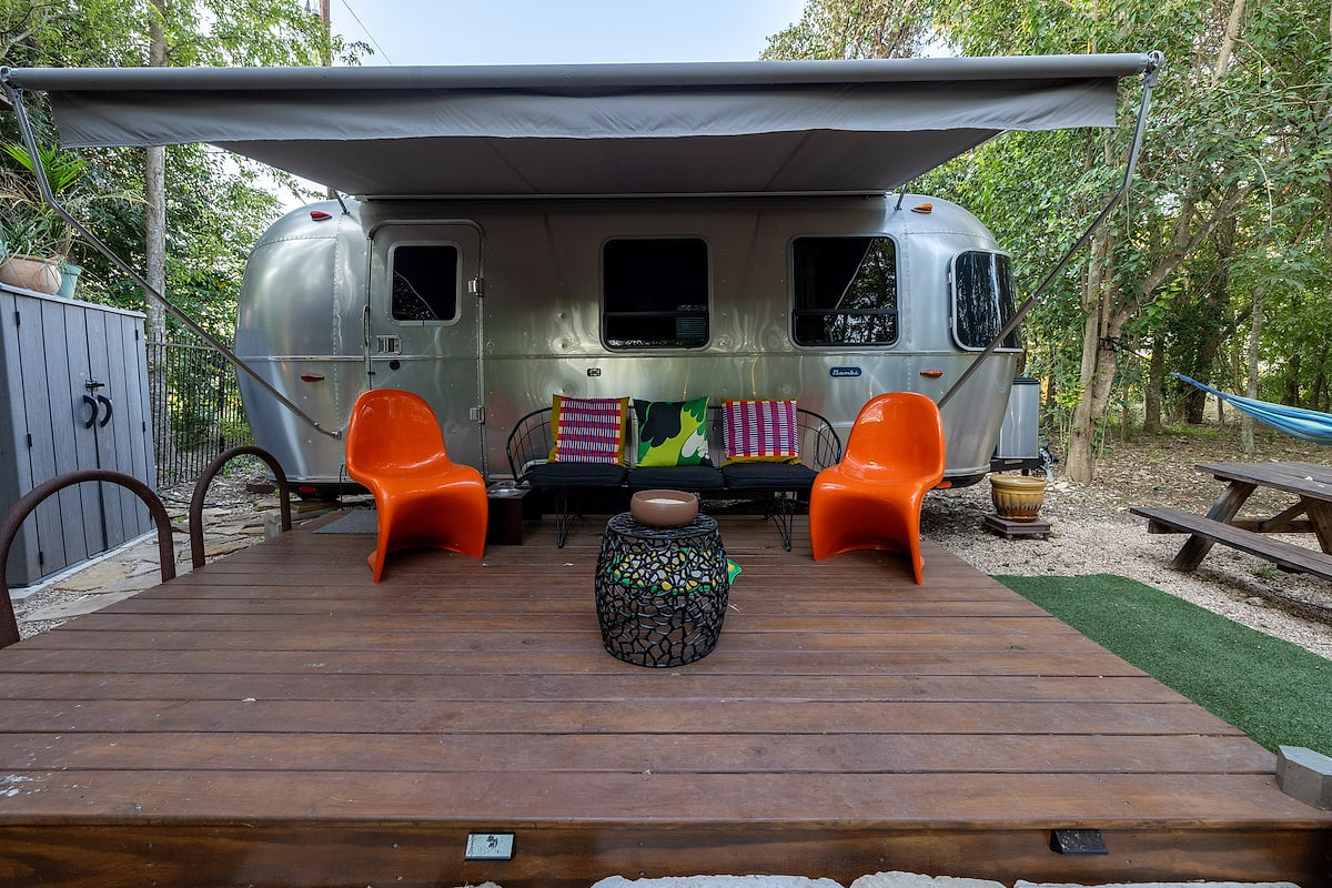 Modern Bambi Retreat * Gated & Shaded Parking image 1