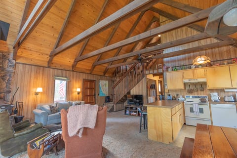 Family Friendly BLS Chalet