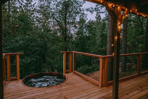 NEW! Colorful Cabin With Hot Tub + Pet Friendly