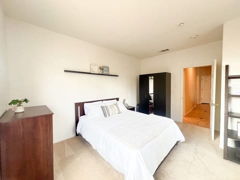 3Bed 2.5Ba Home Close to Silicon Valley